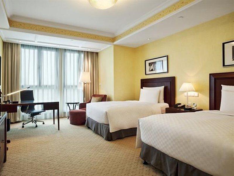 Parkline Century Park Hotel Shanghai Exteriör bild